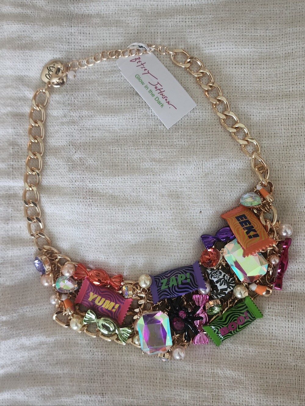 🍬 Betsey Johnson Glow-in-the-Dark Halloween Candy Statement Necklace 🍬🎃